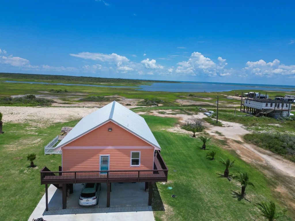 904 W Polk Avenue, Port O Connor