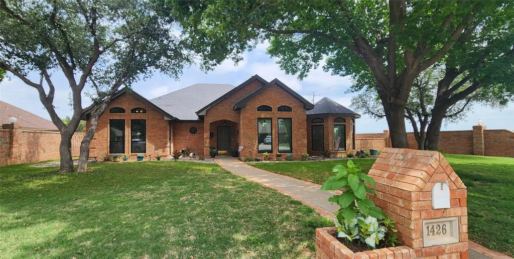 1426 Lakeview Road, Abilene