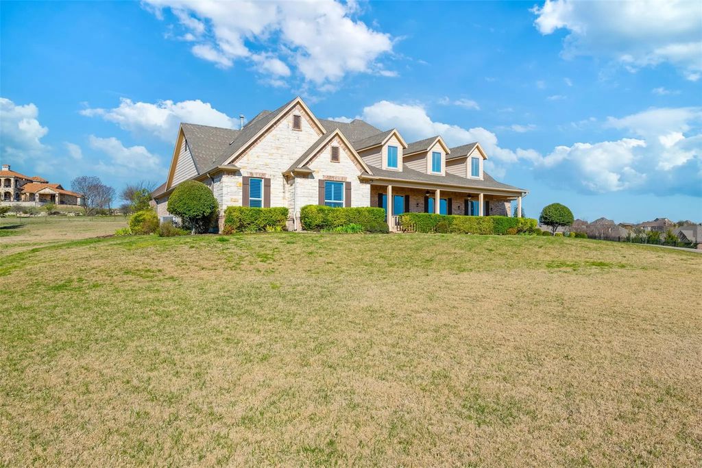 12800 Bella Sereno Court, Fort Worth