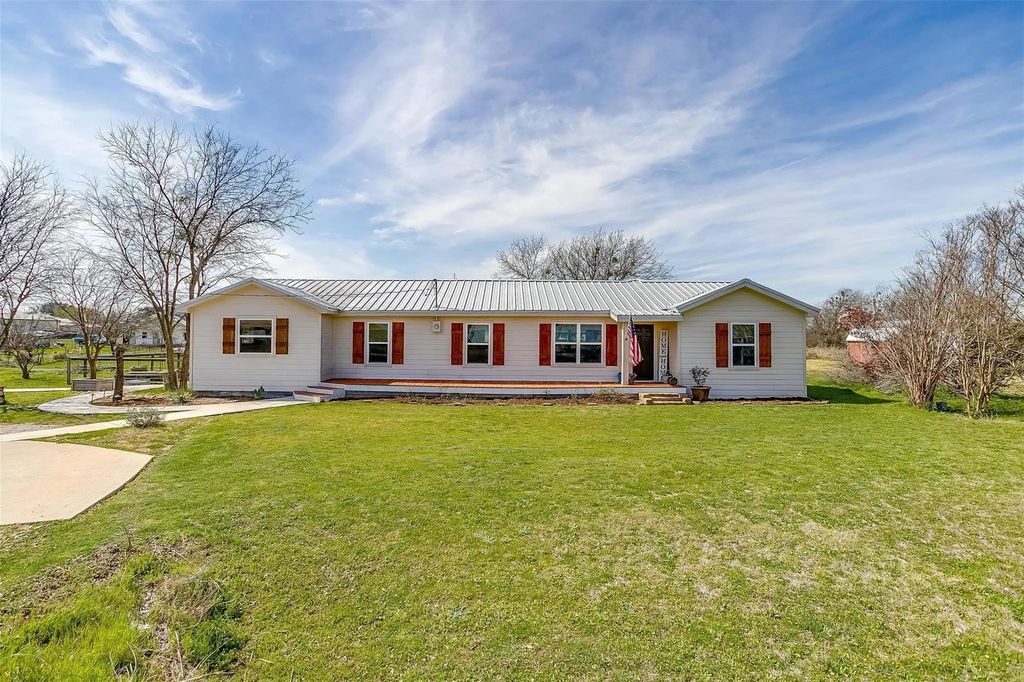 939 Twin Bends Road, Crawford