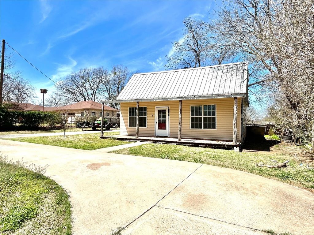 1169 W Park Street, Stephenville