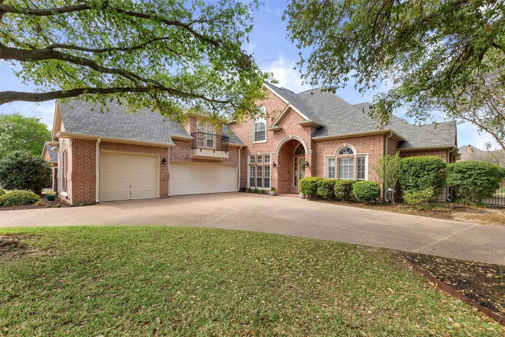 1214 Mallard Way, Granbury