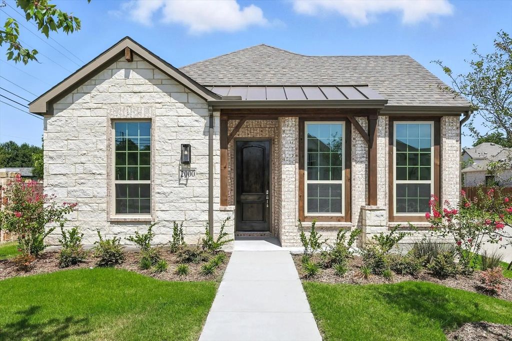 2000 Belvedere Street, Garland