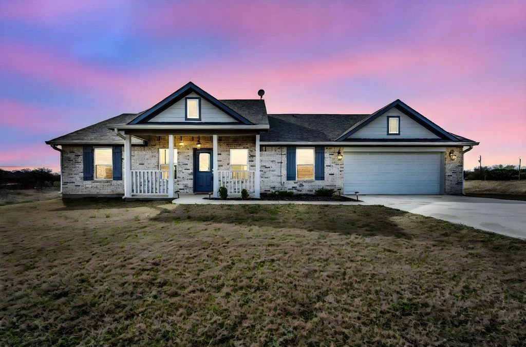 7135 Sandy Oaks Drive, Whitney