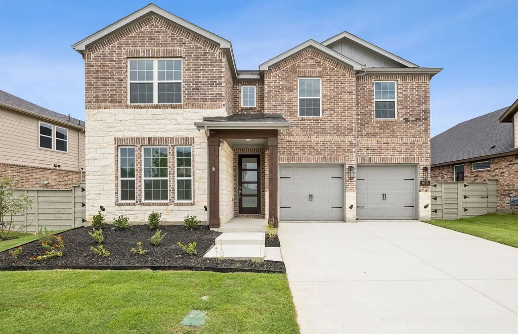 8716 Tallwood Lane, Justin