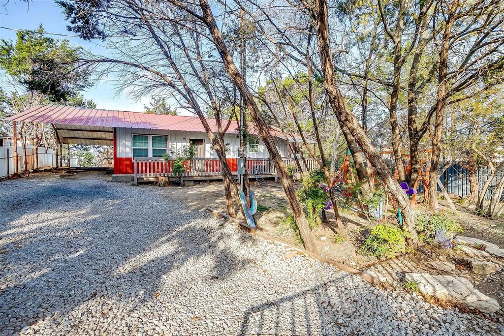 241 Western Lake Drive, Weatherford