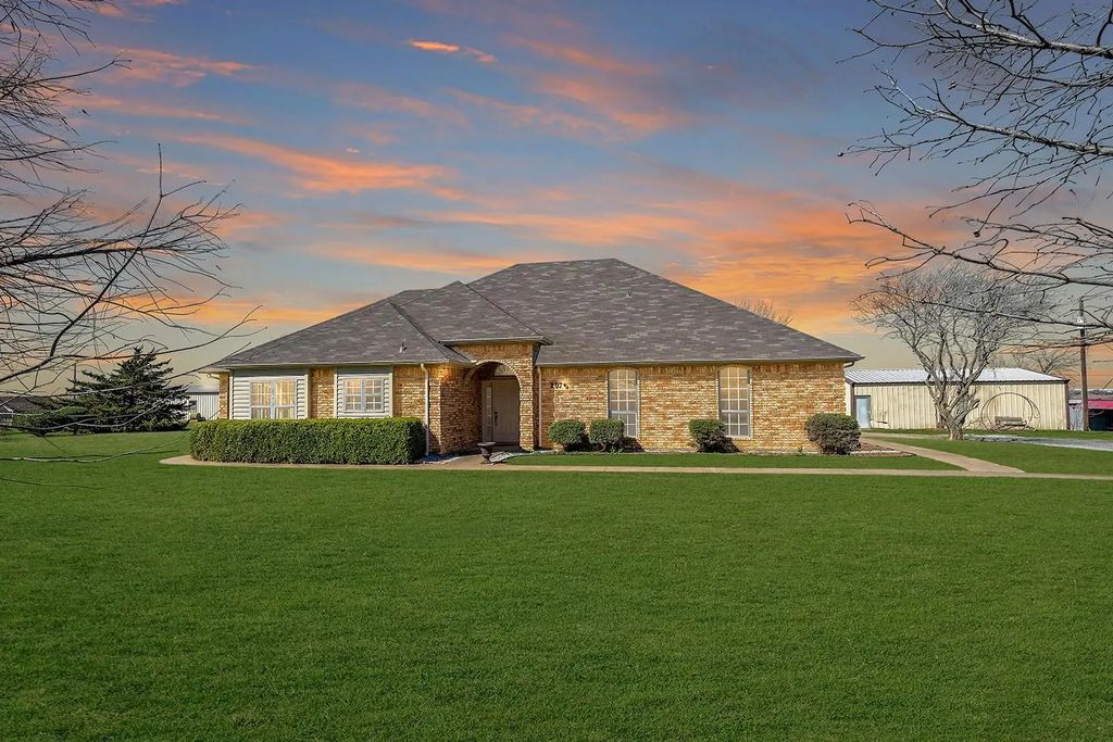 2075 Huling Road, Sanger