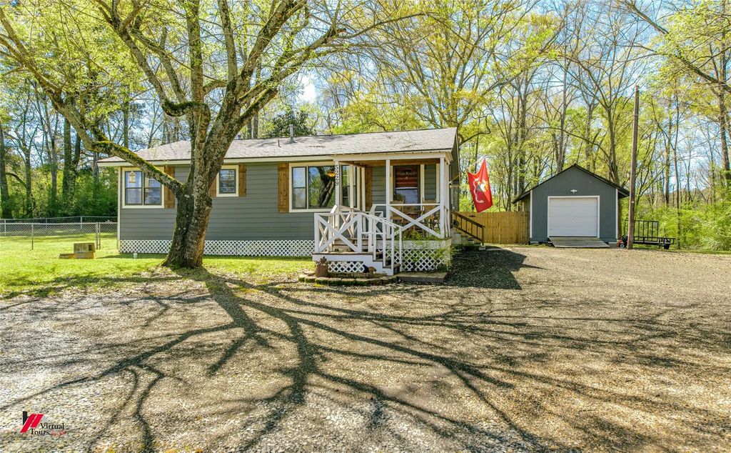 5229 Stonewall Frierson Road, Stonewall