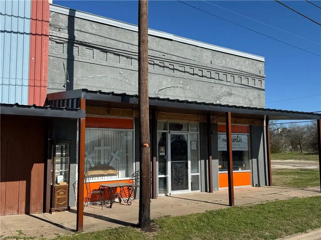 216 Gassaway Street, Lott