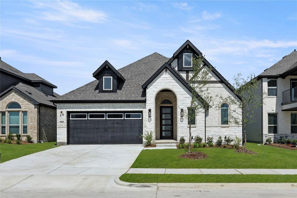 2412 Belmont Road, Melissa