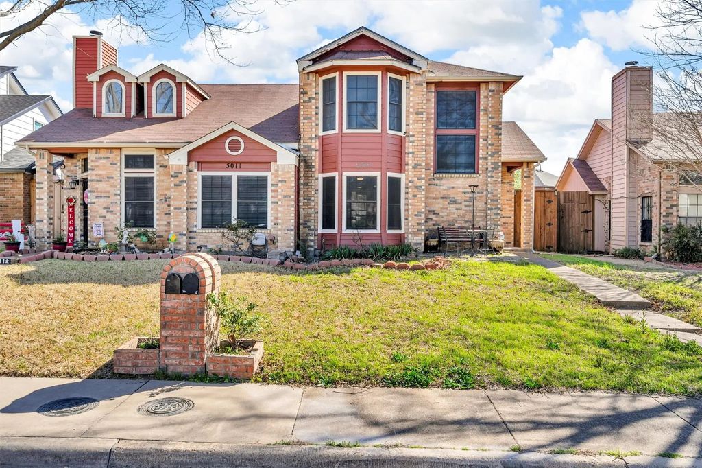 5015 Clover Haven Street, Dallas