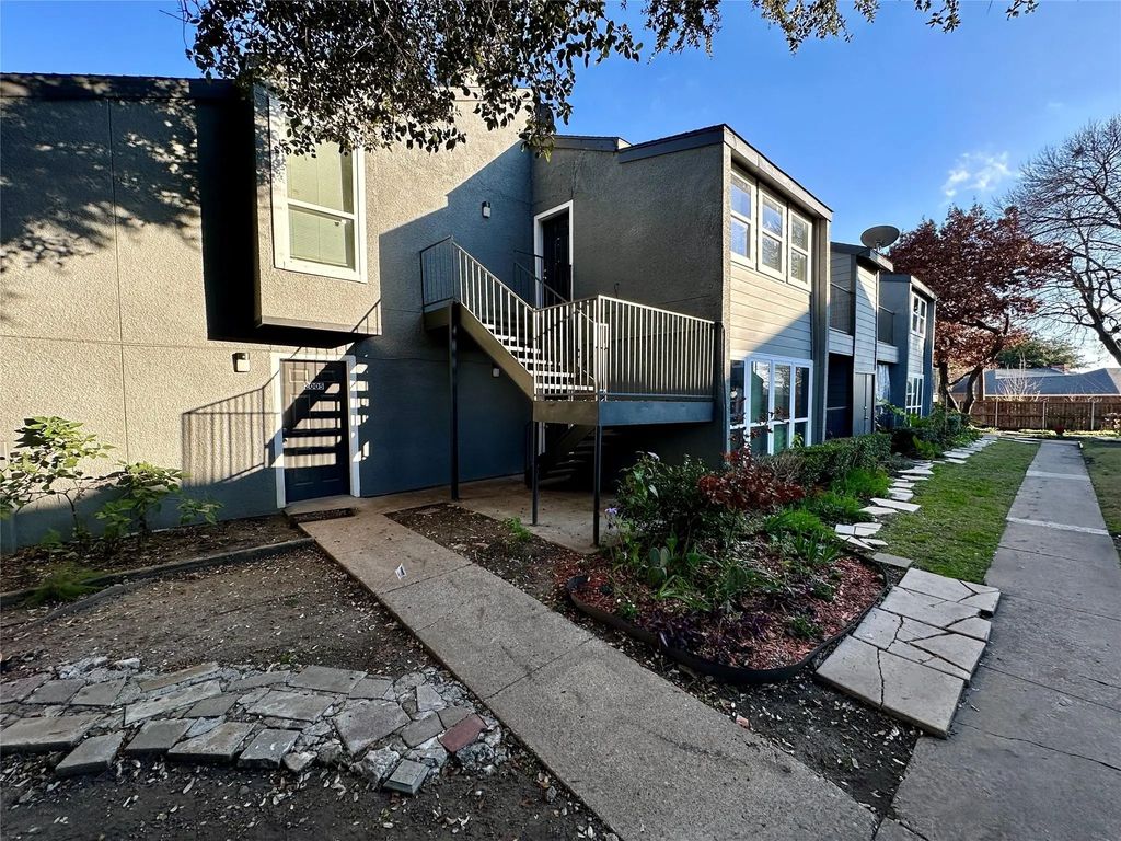 9696 Walnut Street 2016, Dallas