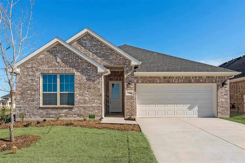 2704 Shiners Street, Forney