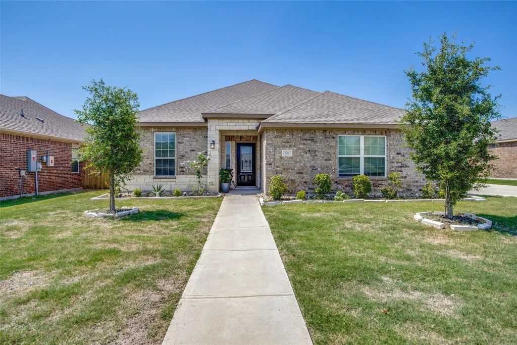526 Meadow Springs Drive, Glenn Heights