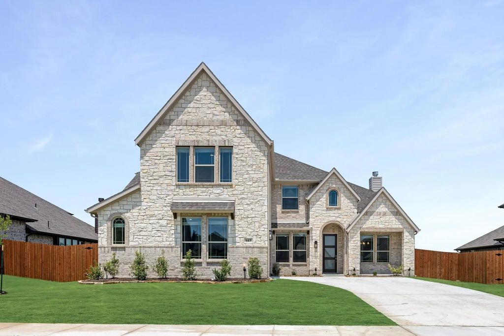643 Sirius Drive, Waxahachie