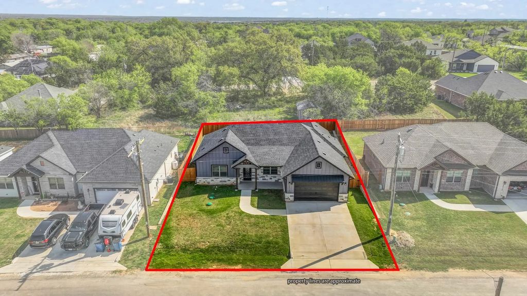 5513 Firewood Trail, Granbury