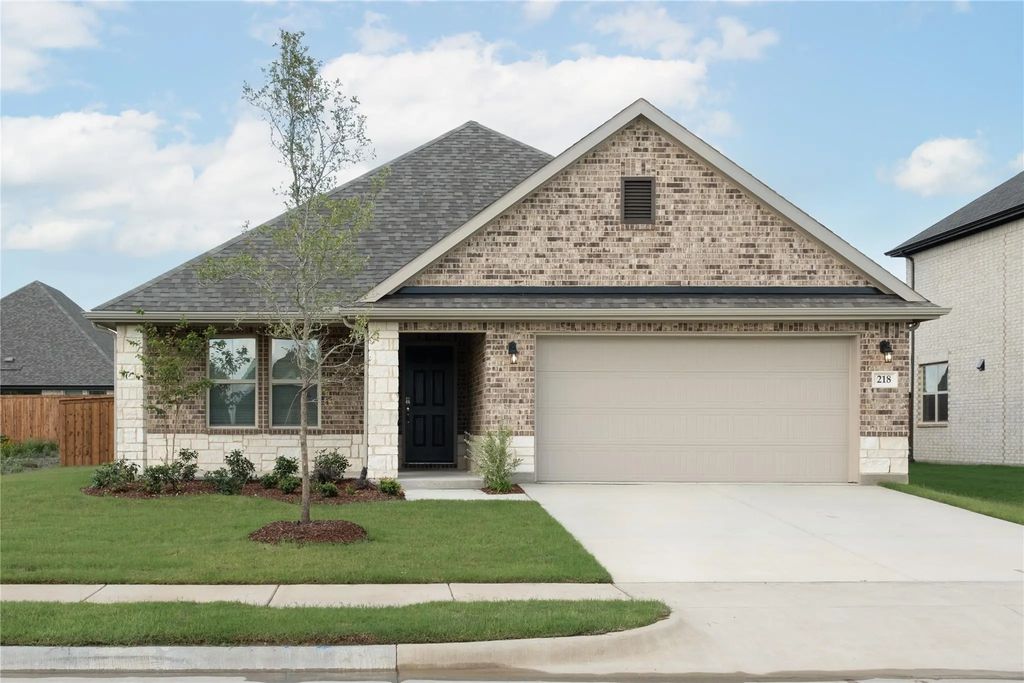 218 Freedom Trail, Forney