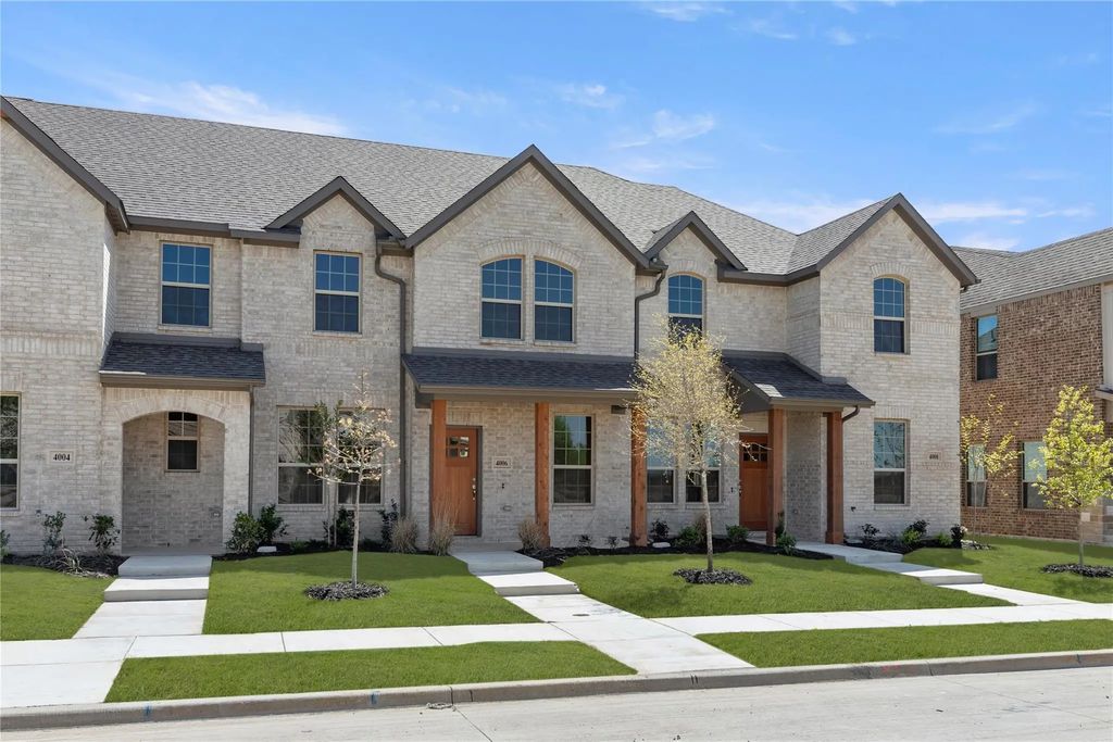 4006 Avion Drive, Sanger