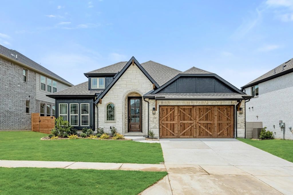 3925 Clingsman Way, McKinney