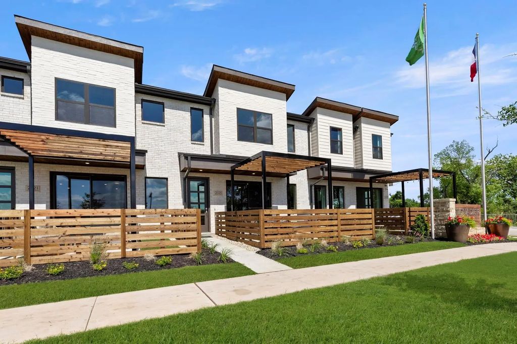 2025 Aldrich Mews, Celina