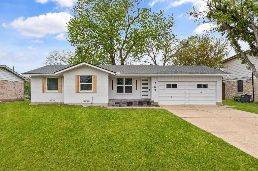 703 Caladium Drive, Mesquite