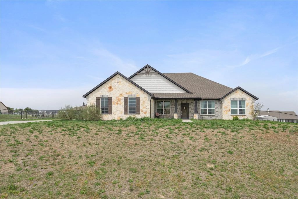 5017 Freestone Drive, Weatherford