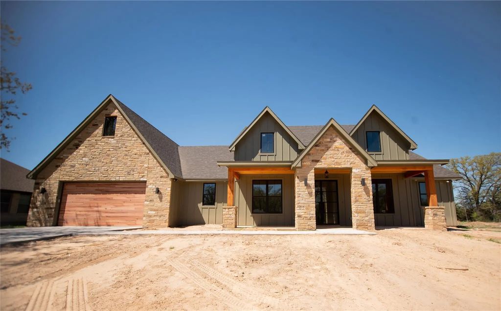 386 Dalton, Canton