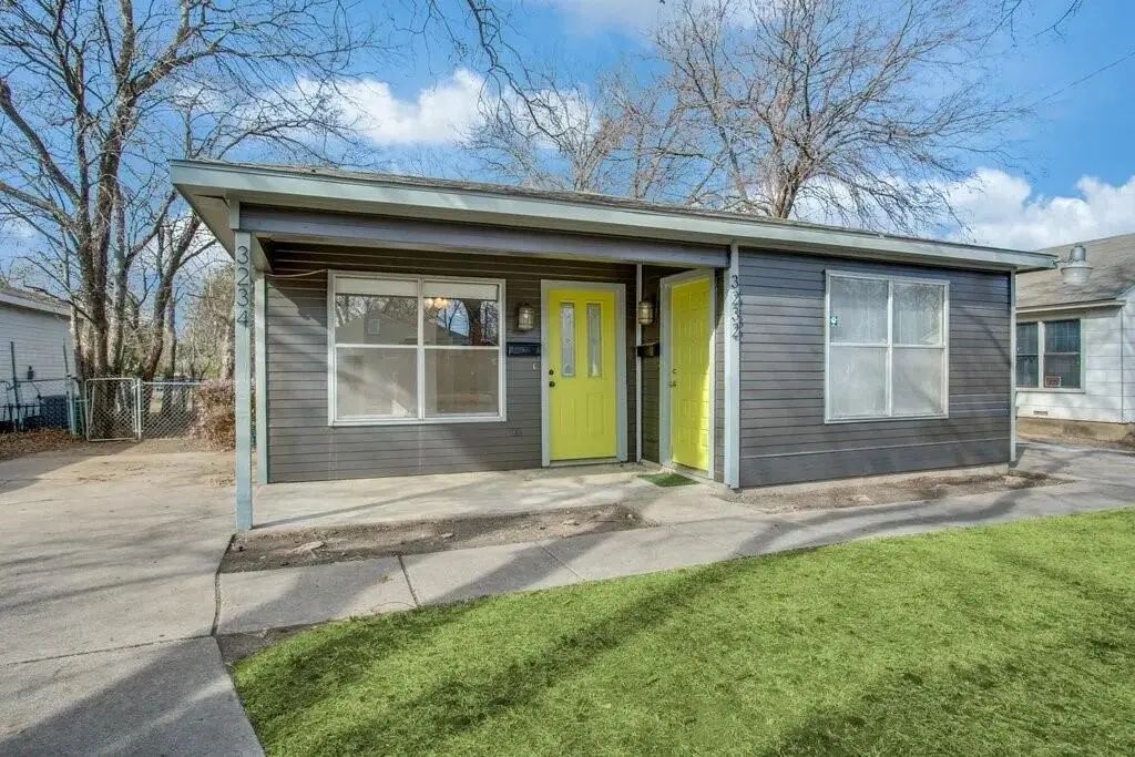 3232 Merida Avenue, Fort Worth