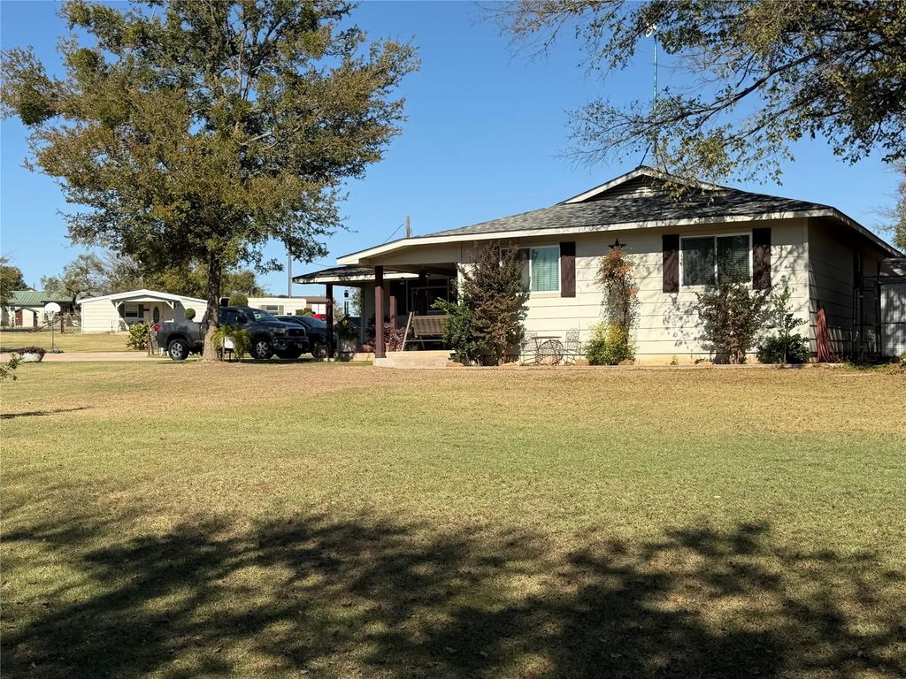 397 County Road 538, Stephenville