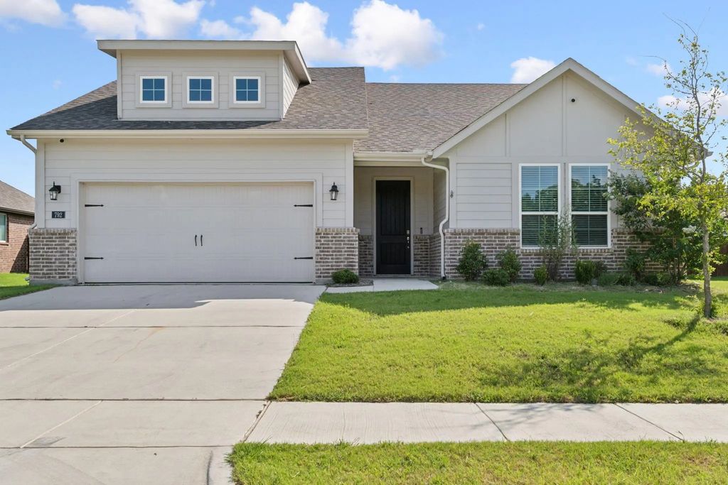 792 Brookside Drive, Springtown