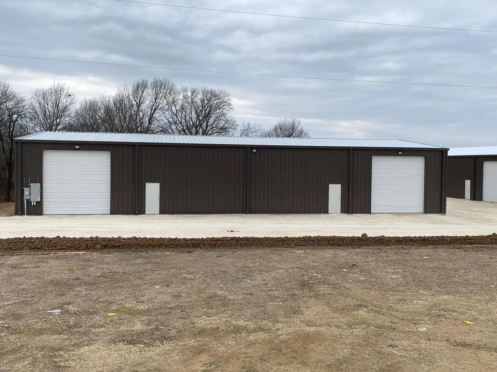 6585 N Fm 1417 E, Denison