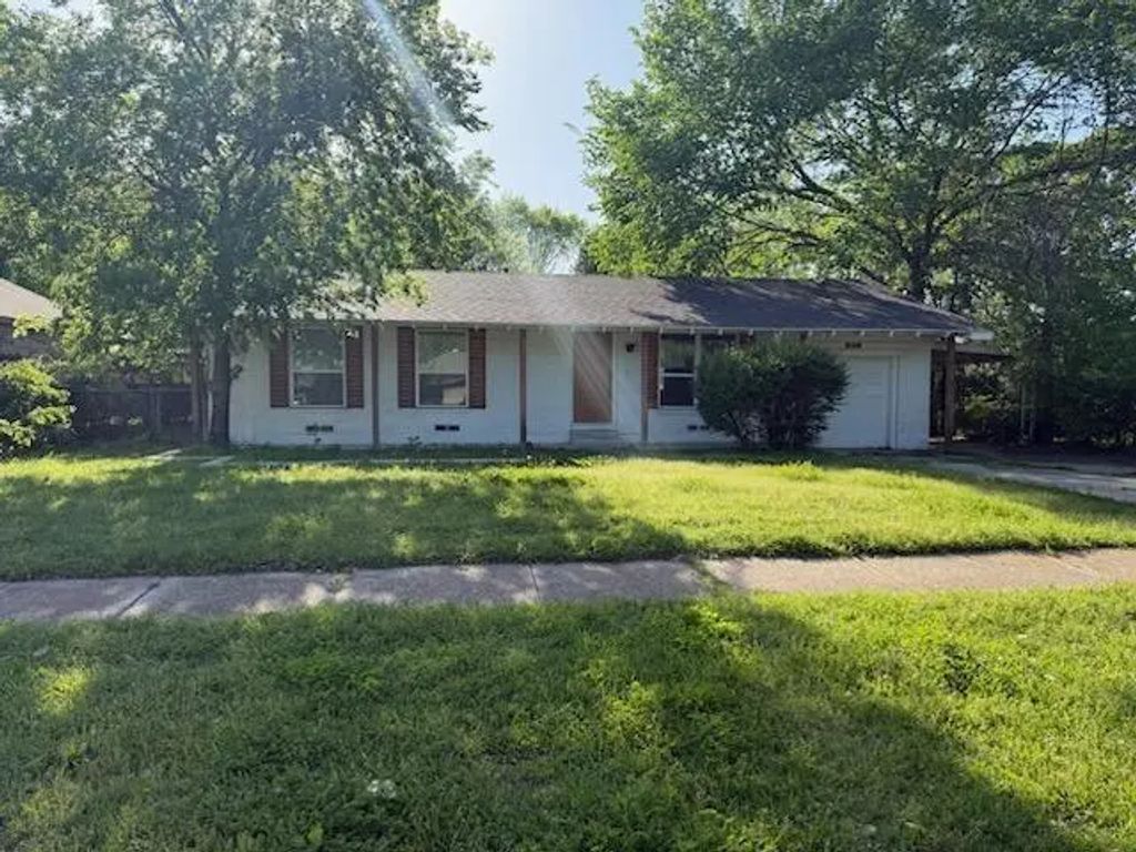 317 Campus Drive, Dallas