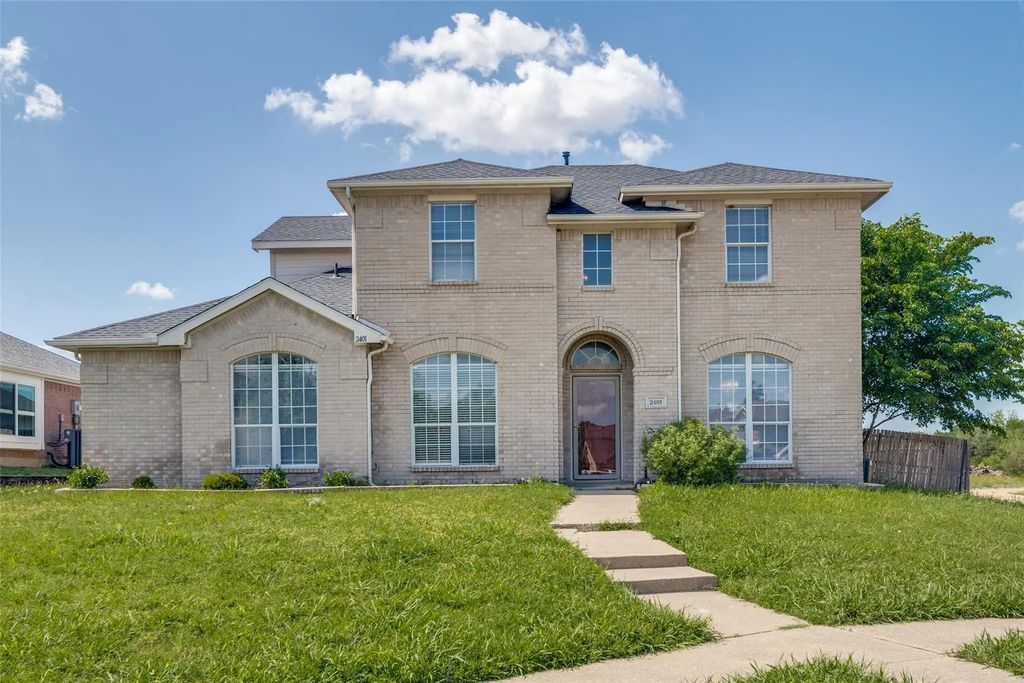 2401 Redfield Drive, Mesquite