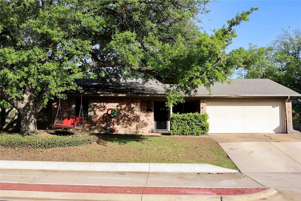 532 Irene Street, Burleson