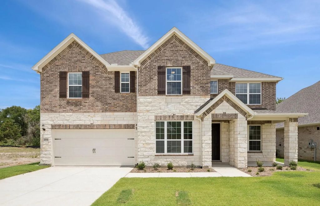 2704 Creekdale Drive, Celina