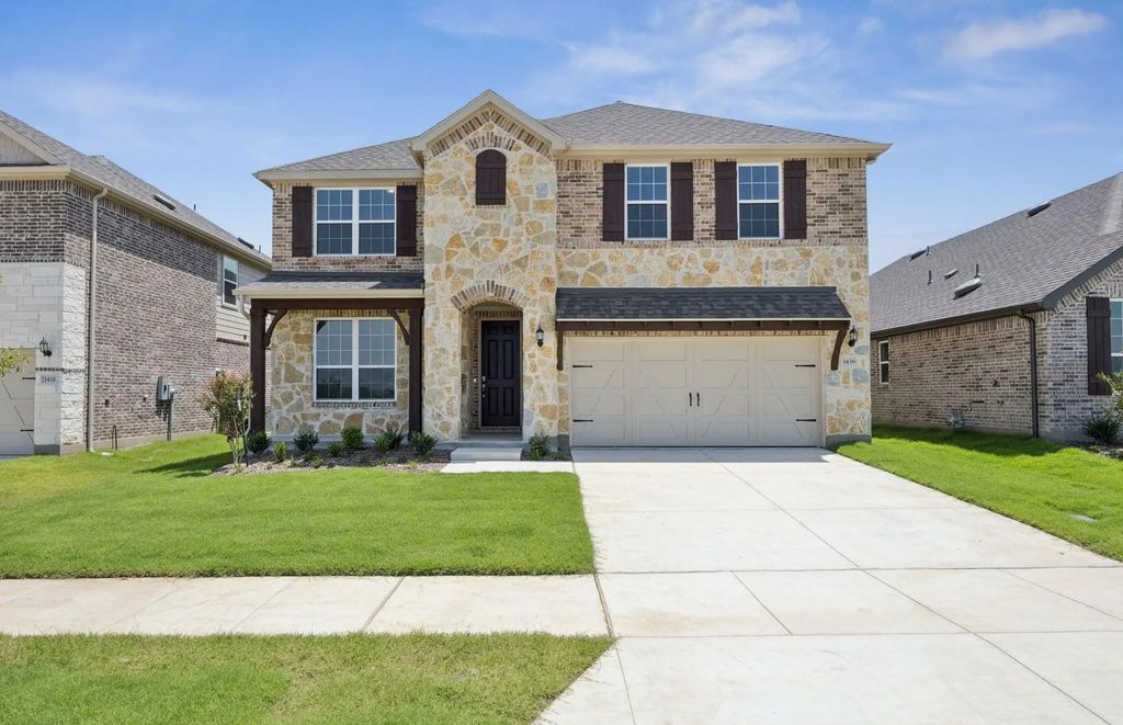 1436 Holmes Street, Celina