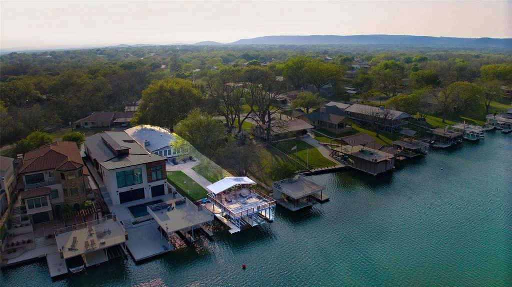 108 Riverside Drive, Kingsland