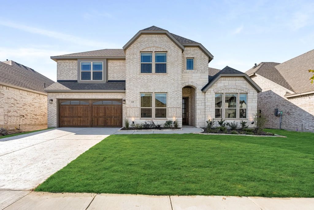 121 Harlan Court, Aledo