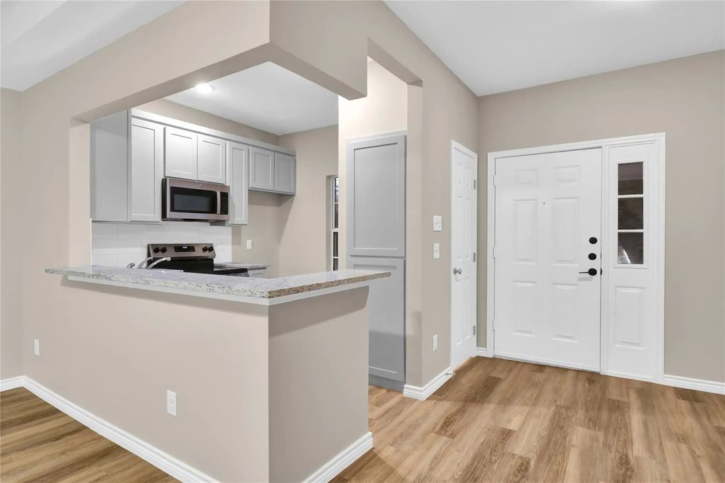5325 Bent Tree Forest Drive 1101, Dallas