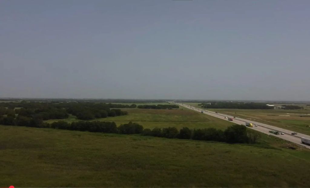 Tbd 50ac Interstate 35e S, Milford