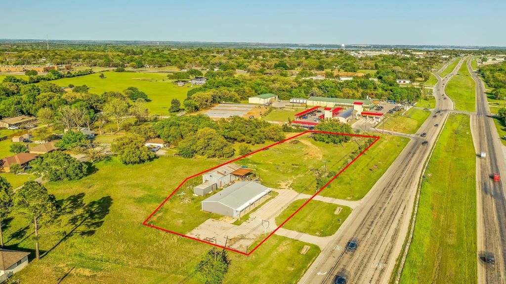 1360 Northwest Parkway, Azle