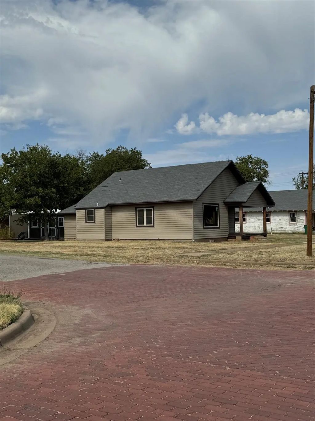 510 Cain St, Quanah