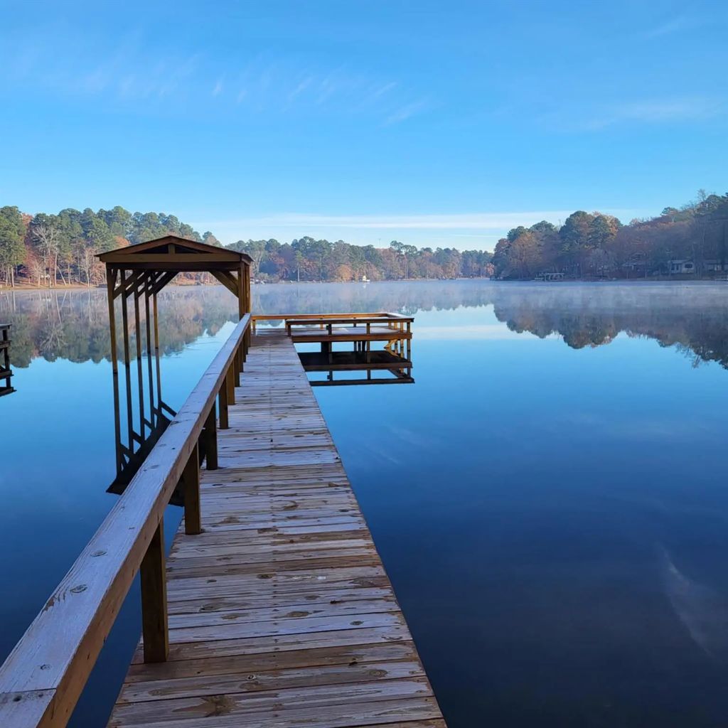 2442 Private Road 7908, Hawkins