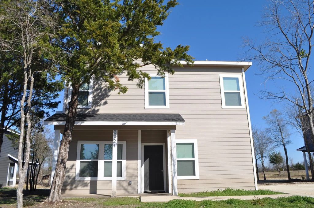 2321 Murphy Court, Red Oak