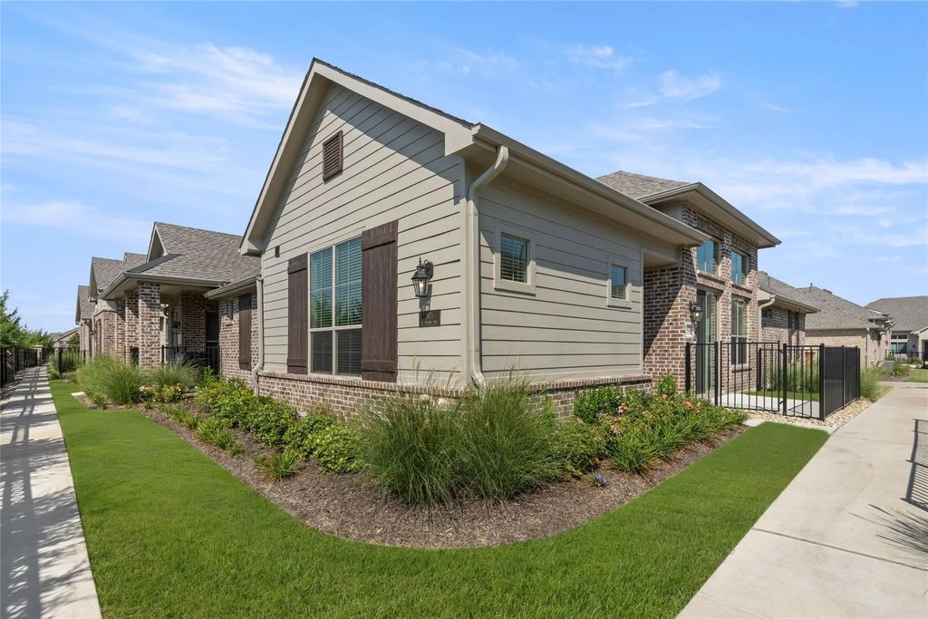 2621 St Helena Lane, Grand Prairie
