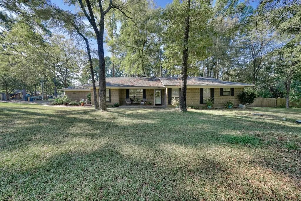 1208 Lake Cross Road, Hideaway