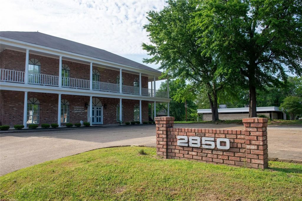 2850 Centenary Boulevard, Shreveport