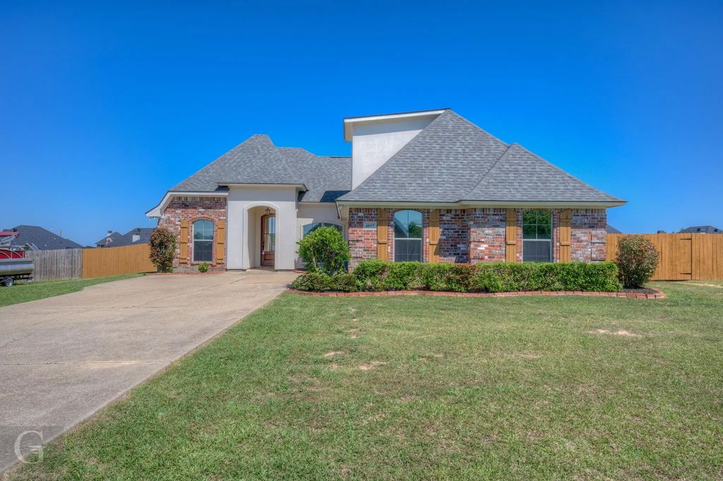 4857 Sandtrap Circle, Shreveport