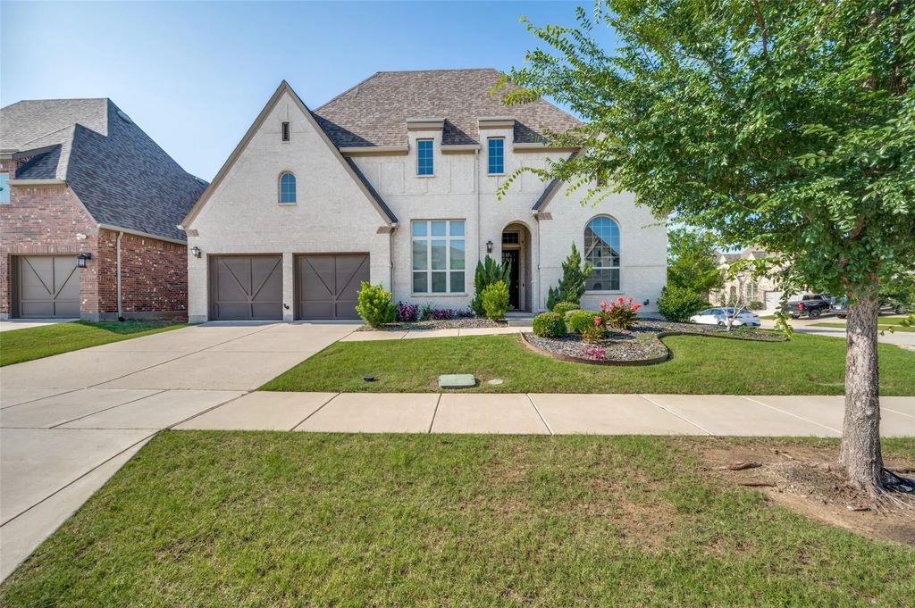 905 Longbranch Way, Aubrey