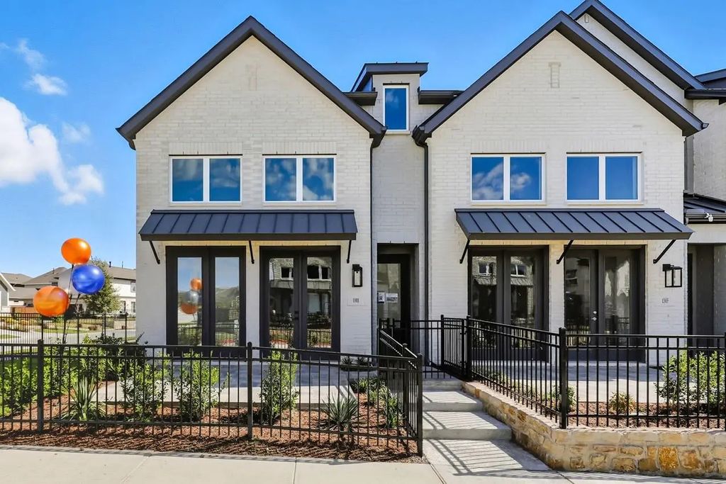 13901 Longvalley Drive, Fort Worth
